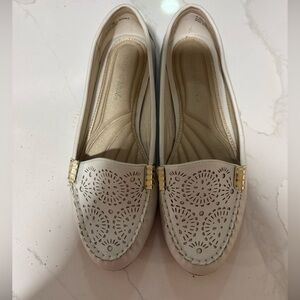 Easy spirit Women’s White Laser-Cut Loafers with Gold Accent